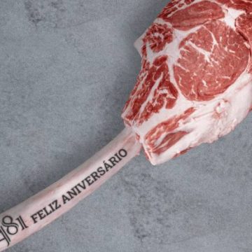 Tomahawk - Feliz Aniversário
